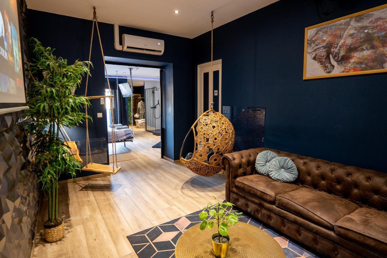 Capsule Temps Suspendu - Balneo, Home Cinema & Billard Valenciennes Exterior photo