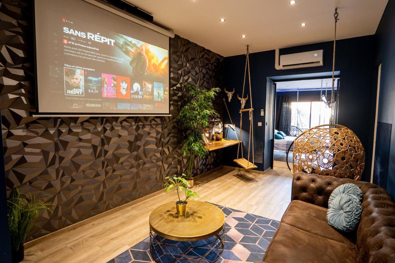 Capsule Temps Suspendu - Balneo, Home Cinema & Billard Valenciennes Exterior photo